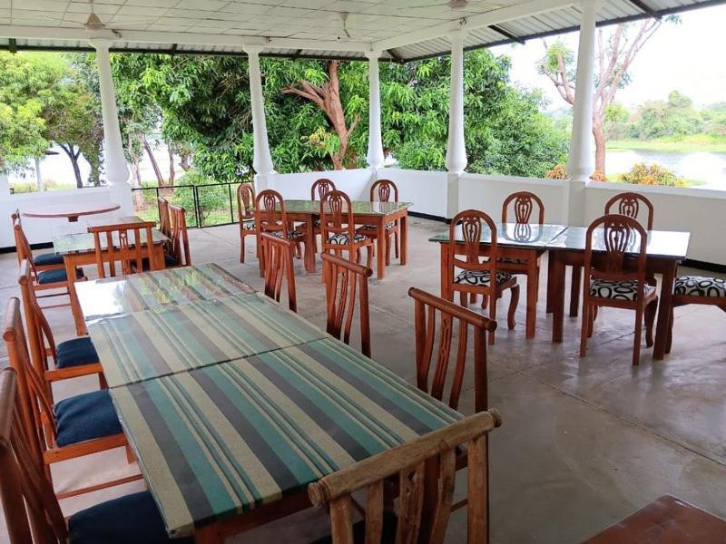 Aligama Cottage Talakolawela Luaran gambar