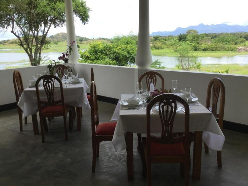 Aligama Cottage Talakolawela Luaran gambar
